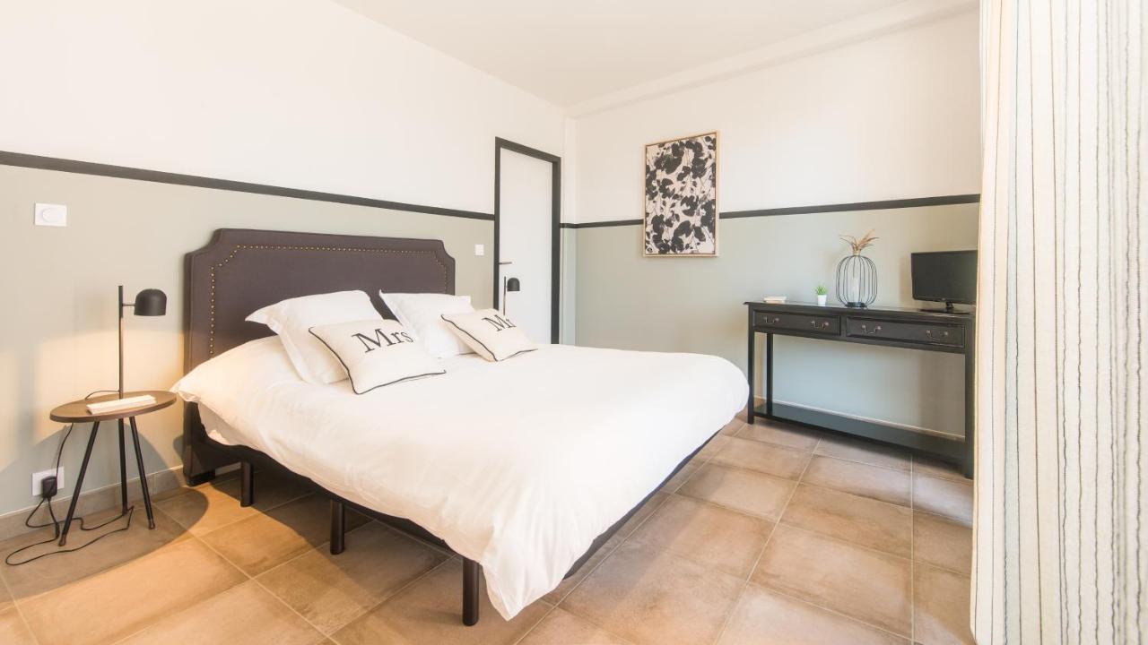 Open Sun Avec Jacuzzi Privatif Et Parking Prive Apartman Sarlat-la-Canéda Kültér fotó