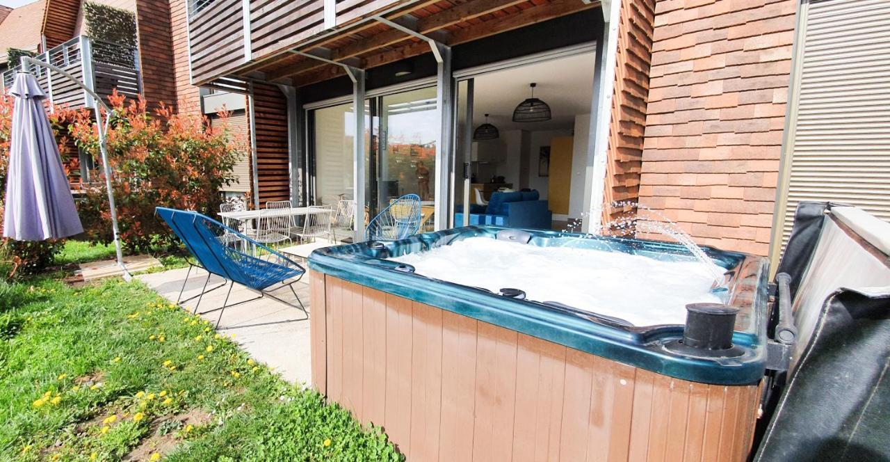 Open Sun Avec Jacuzzi Privatif Et Parking Prive Apartman Sarlat-la-Canéda Kültér fotó